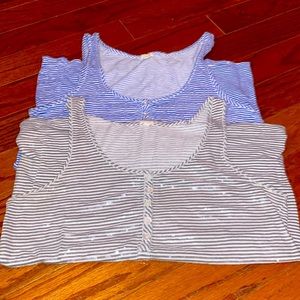 💙 TWO for the price of one J.Crew sequin tank tops Size medium.